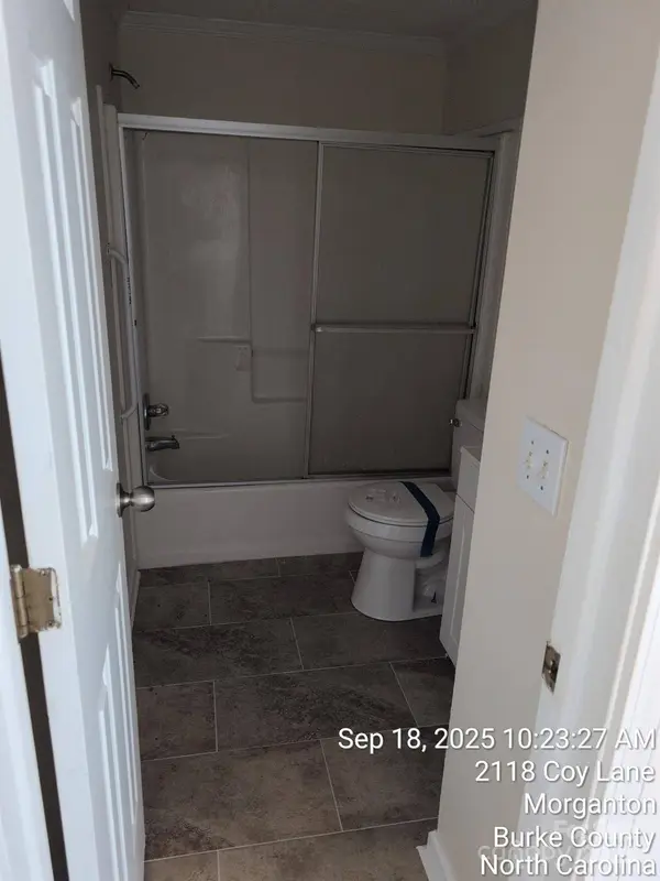 2118 Coy LN, Morganton, NC 28655