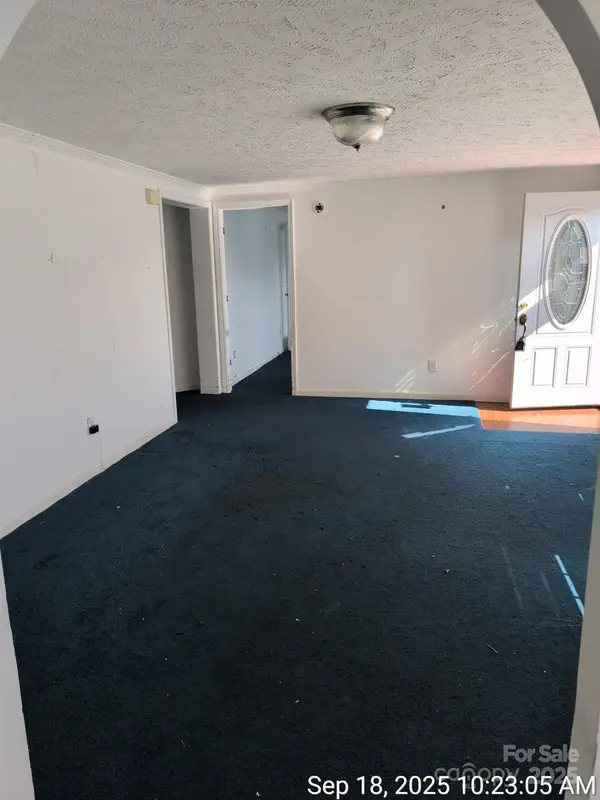 2118 Coy LN, Morganton, NC 28655