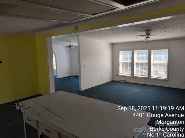 2118 Coy LN, Morganton, NC 28655