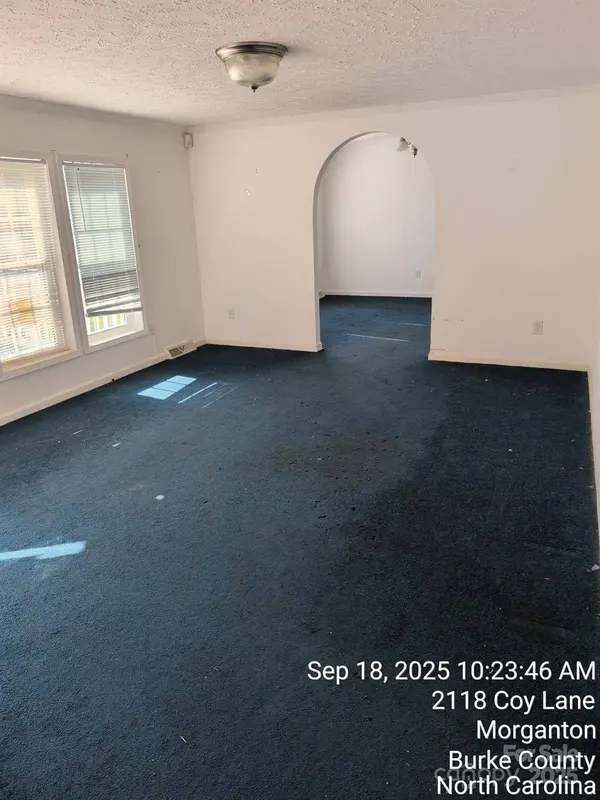 2118 Coy LN, Morganton, NC 28655