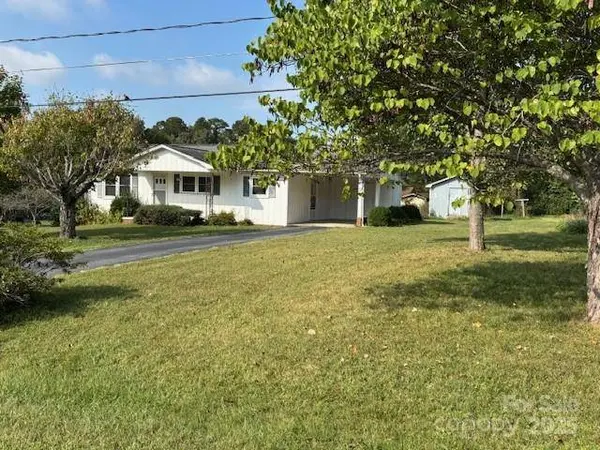 70 S Bethlehem Terrace LN #3, Taylorsville, NC 28681