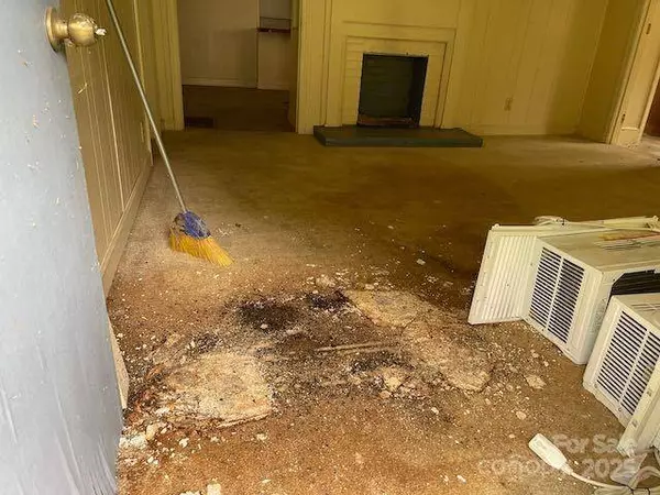 1229 Caldwell PL NW, Lenoir, NC 28645