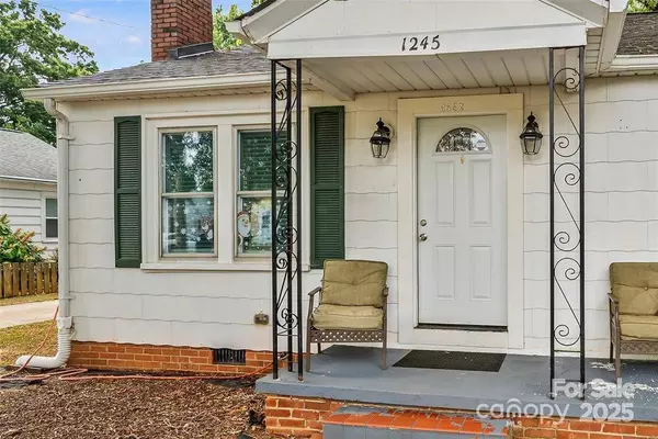 1245 Mitchell AVE, Statesville, NC 28677