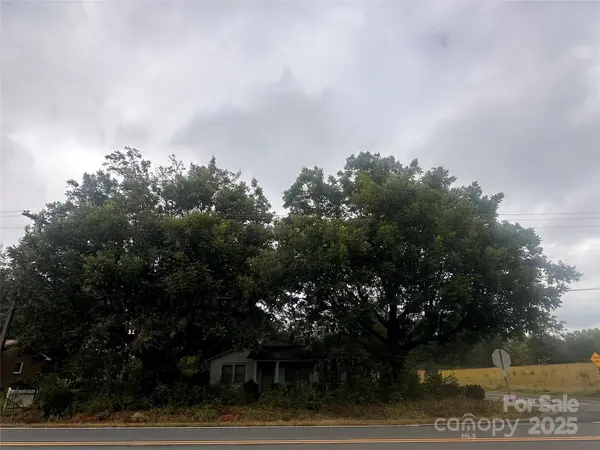 2540 W NC 10 HWY, Hickory, NC 28601