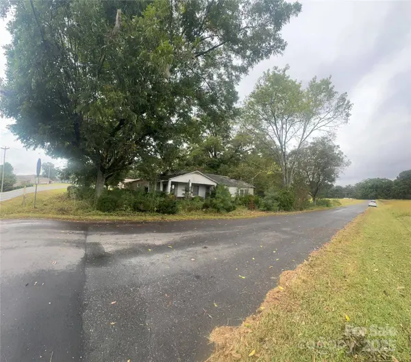 2540 W NC 10 HWY, Hickory, NC 28601