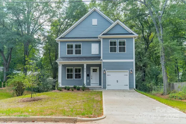 815 N Laurel ST, Lincolnton, NC 28092