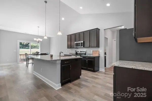 4903 Rio De Luna None, Hickory, NC 28601