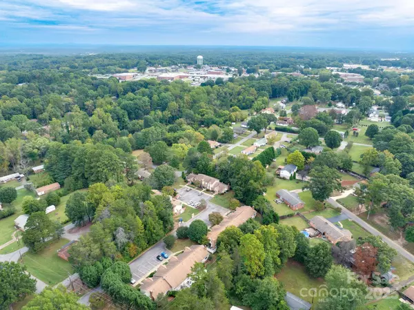 605 8th AVE SW #B5, Conover, NC 28613