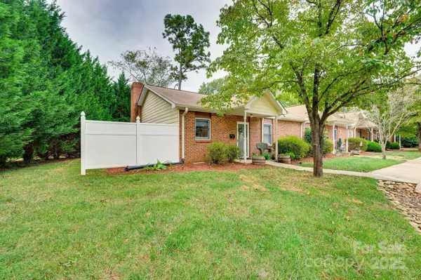 605 8th AVE SW #B5, Conover, NC 28613