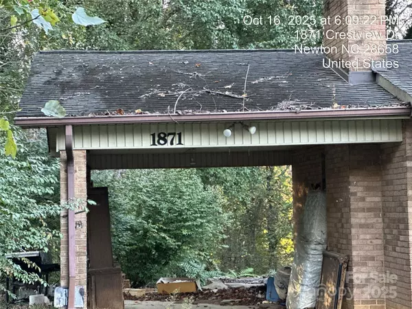 1871 Crestview DR, Newton, NC 28658