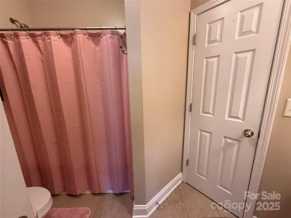 105 Summer Breeze CT, Statesville, NC 28677