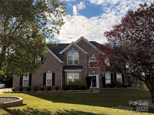 105 Summer Breeze CT, Statesville, NC 28677