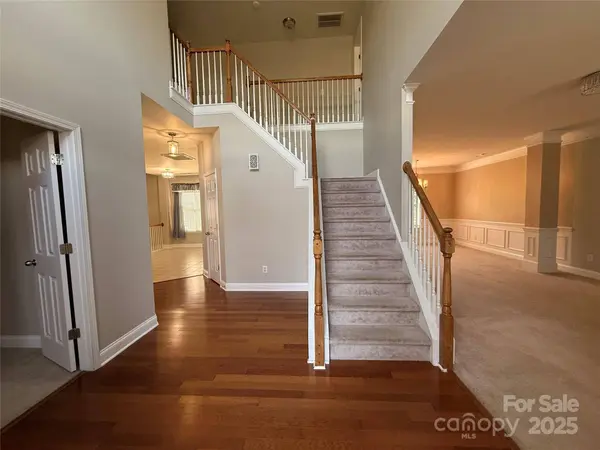 105 Summer Breeze CT, Statesville, NC 28677