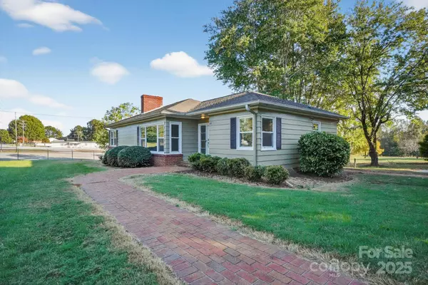 88 Teague Town RD, Taylorsville, NC 28601