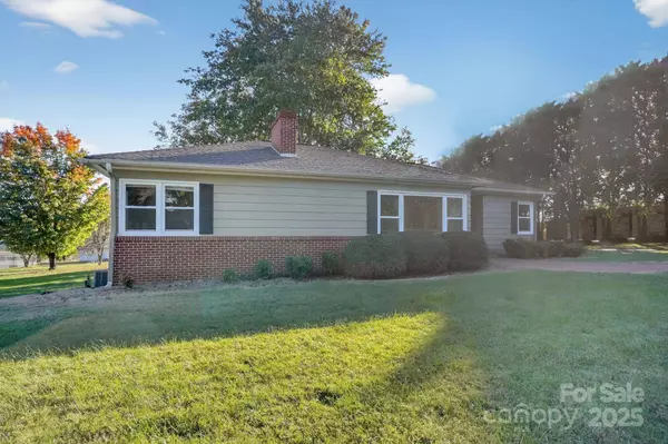 88 Teague Town RD, Taylorsville, NC 28601