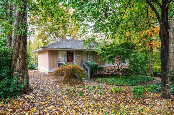 141 36th AVE NW, Hickory, NC 28601