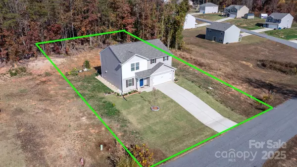 1251 Reid CT, Lenoir, NC 28645