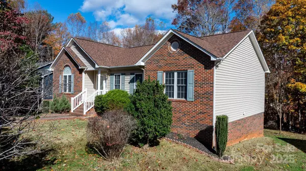 815 Catawba Valley BLVD SE, Hickory, NC 28602