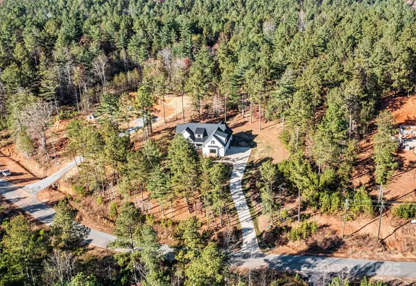 1394 Scenic LN, Granite Falls, NC 28630