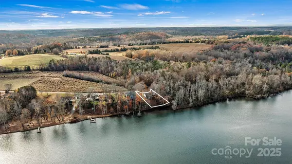 6072 Lookout Heights DR, Claremont, NC 28610