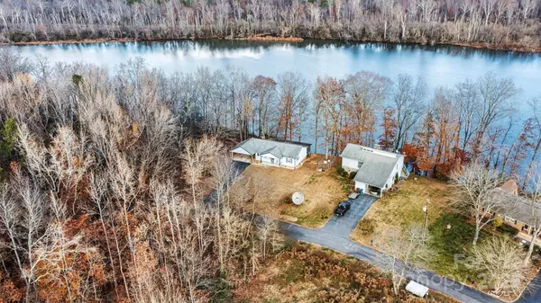 6072 Lookout Heights DR, Claremont, NC 28610