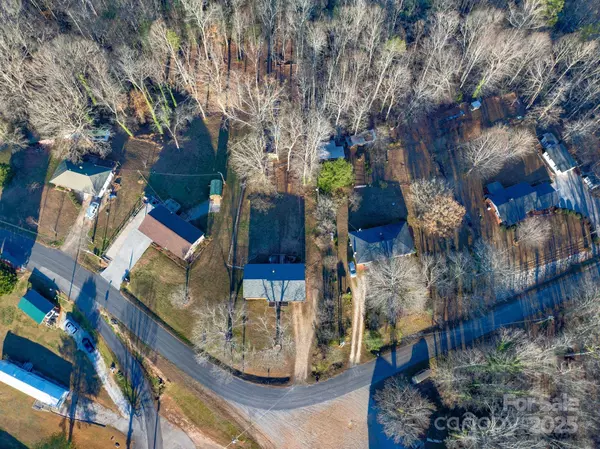 297 Amelia DR, Marion, NC 28752