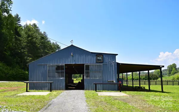 2941 Roby Martin RD, Lenoir, NC 28645