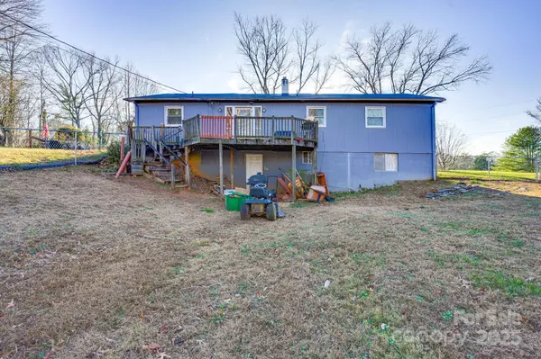 297 Amelia DR, Marion, NC 28752