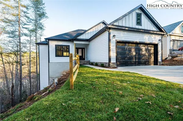 518 Park WAY, Lenoir, NC 28645