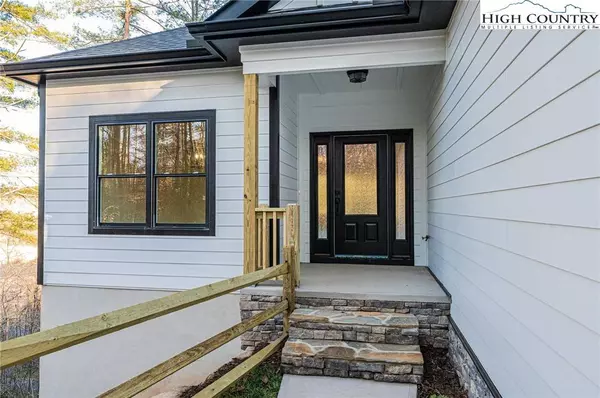 518 Park WAY, Lenoir, NC 28645