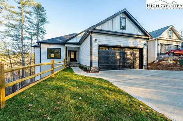 518 Park WAY, Lenoir, NC 28645