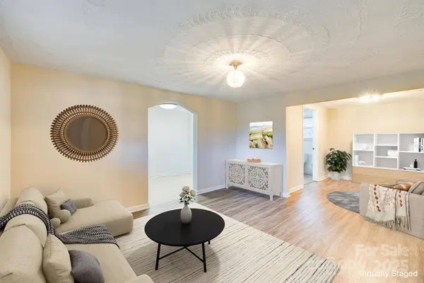 1510 1st Street PL SE, Hickory, NC 28602