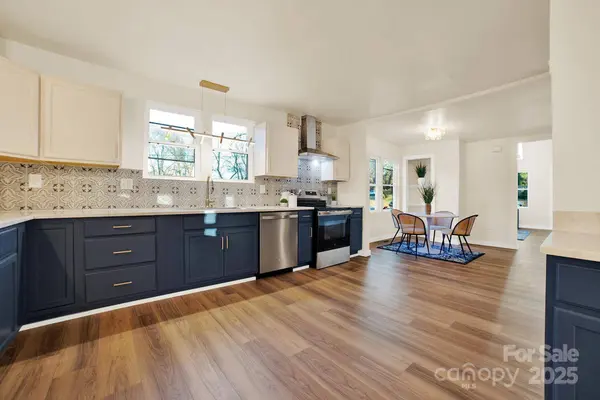 410 24th ST SW, Hickory, NC 28602