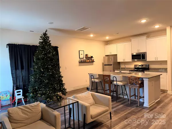 470 Gray ST, Statesville, NC 28677