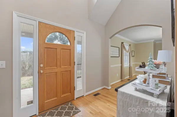 241 Taylor CIR, Granite Falls, NC 28630