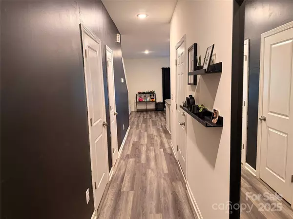 470 Gray ST, Statesville, NC 28677