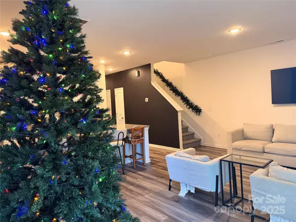 470 Gray ST, Statesville, NC 28677