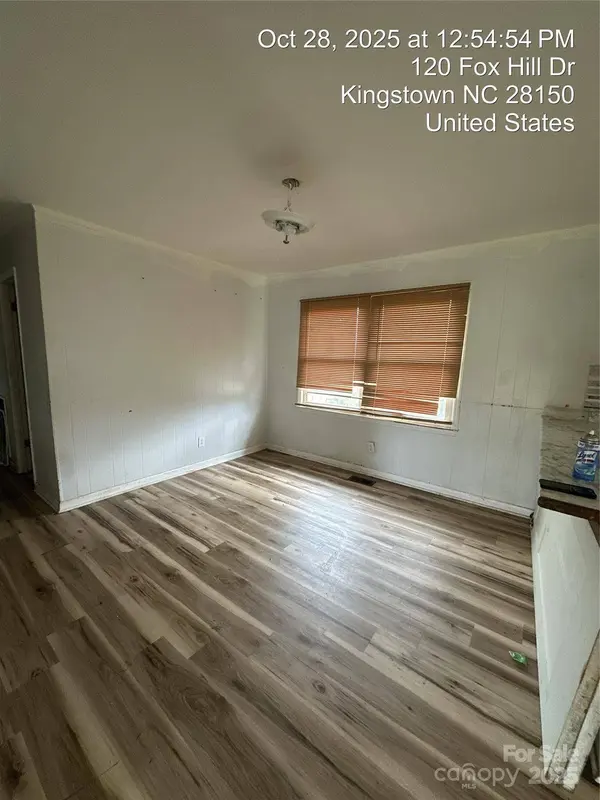 120 Foxhill DR, Kingstown, NC 28150