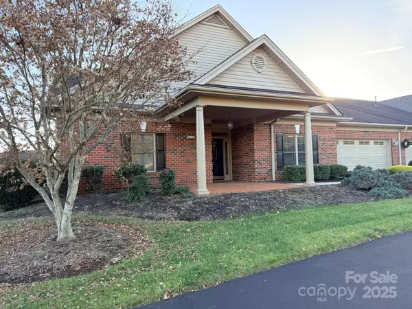 471 26th AVE NE #C, Hickory, NC 28601