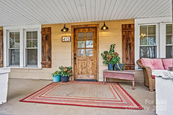 415 W C ST, Newton, NC 28658