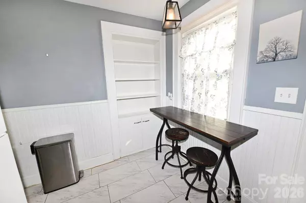 614 S Ashe AVE, Newton, NC 28658