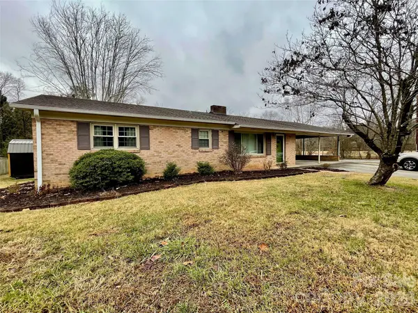 635 Powell RD NE, Lenoir, NC 28645