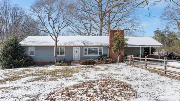 3012 Rocky Ford RD, Newton, NC 28658