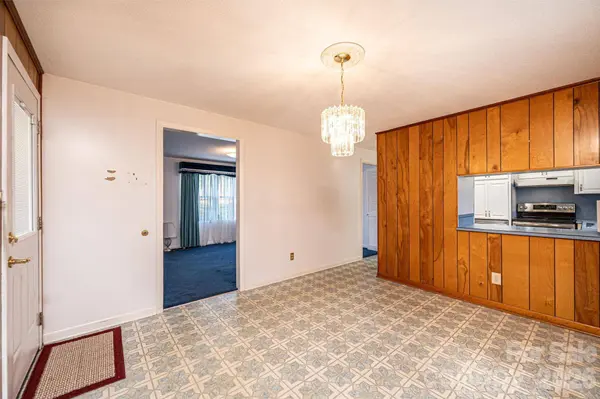 1005 2nd ST SE, Conover, NC 28613