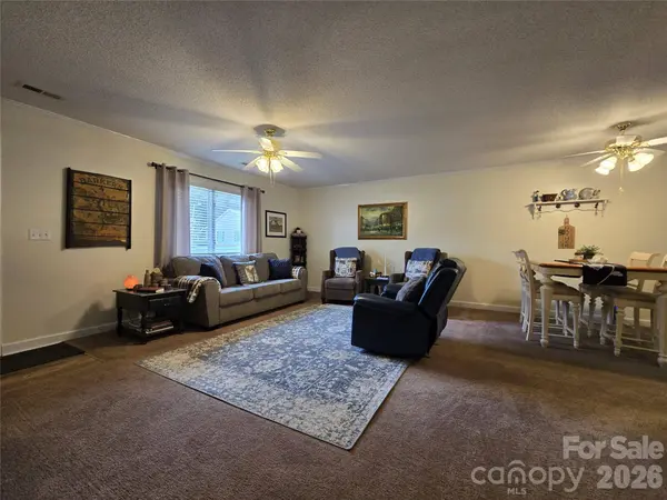 505 2nd Street PL NE #D2, Conover, NC 28613