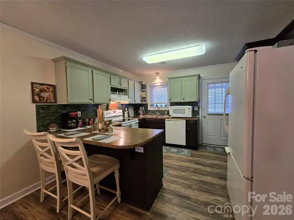 505 2nd Street PL NE #D2, Conover, NC 28613