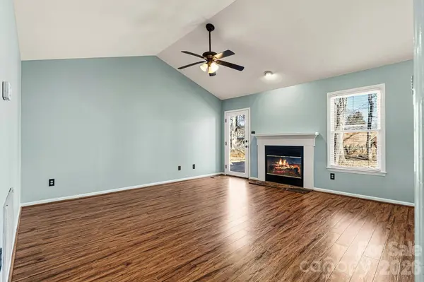 1714 Indian Springs DR NW, Conover, NC 28613