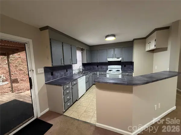 4051 Plum ST, Conover, NC 28613