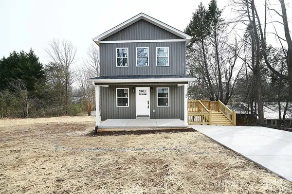 1135 Apple LN, Granite Falls, NC 28630