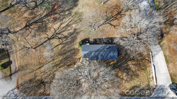 1708 Emmanuel Church RD, Conover, NC 28613